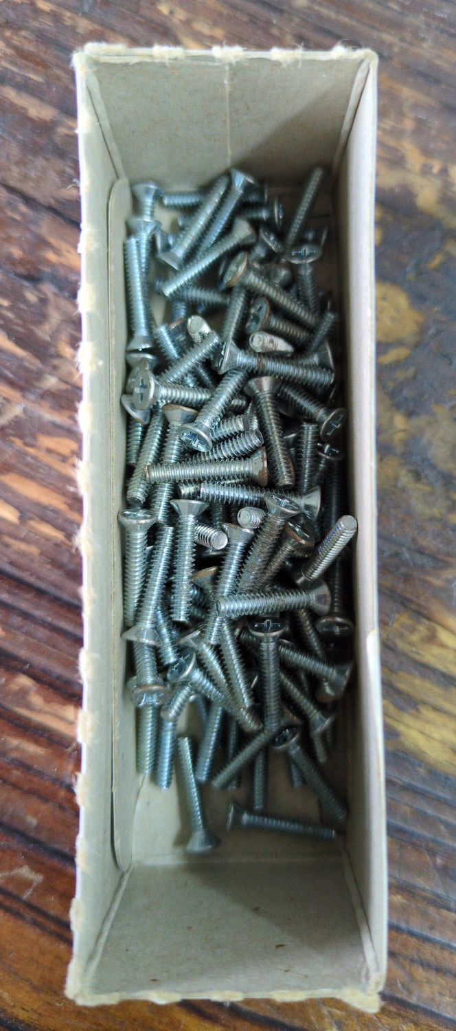 4-40 x 5/8 Machine Screw Flat Head