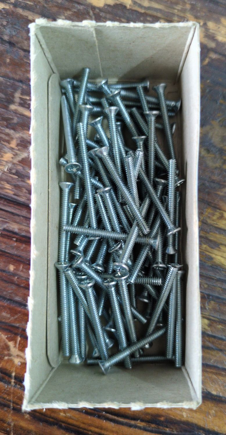 4-40 x 1-1/4 Machine Screw Flat Head