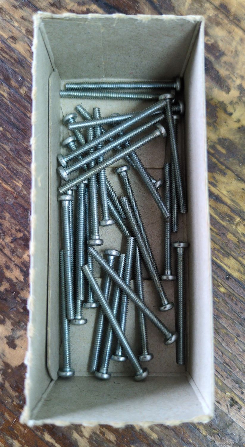 4-40 x 1-1/2 Machine Screw Pan Head