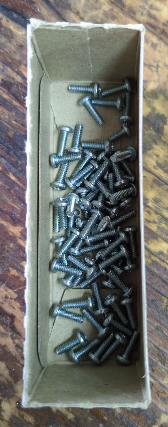 4-40 x 3/8 Machine Screw Pan Head