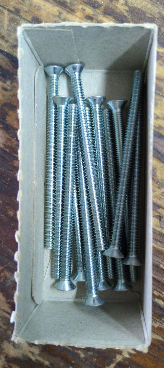 10-24 x 3 Machine Screw Flat Head