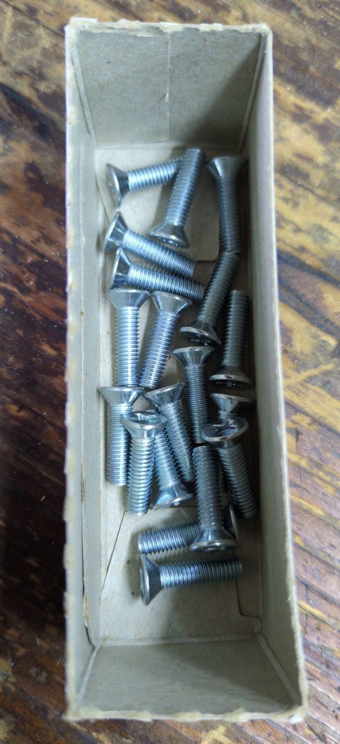10-32 x 3/4 Machine Screw Flat Head