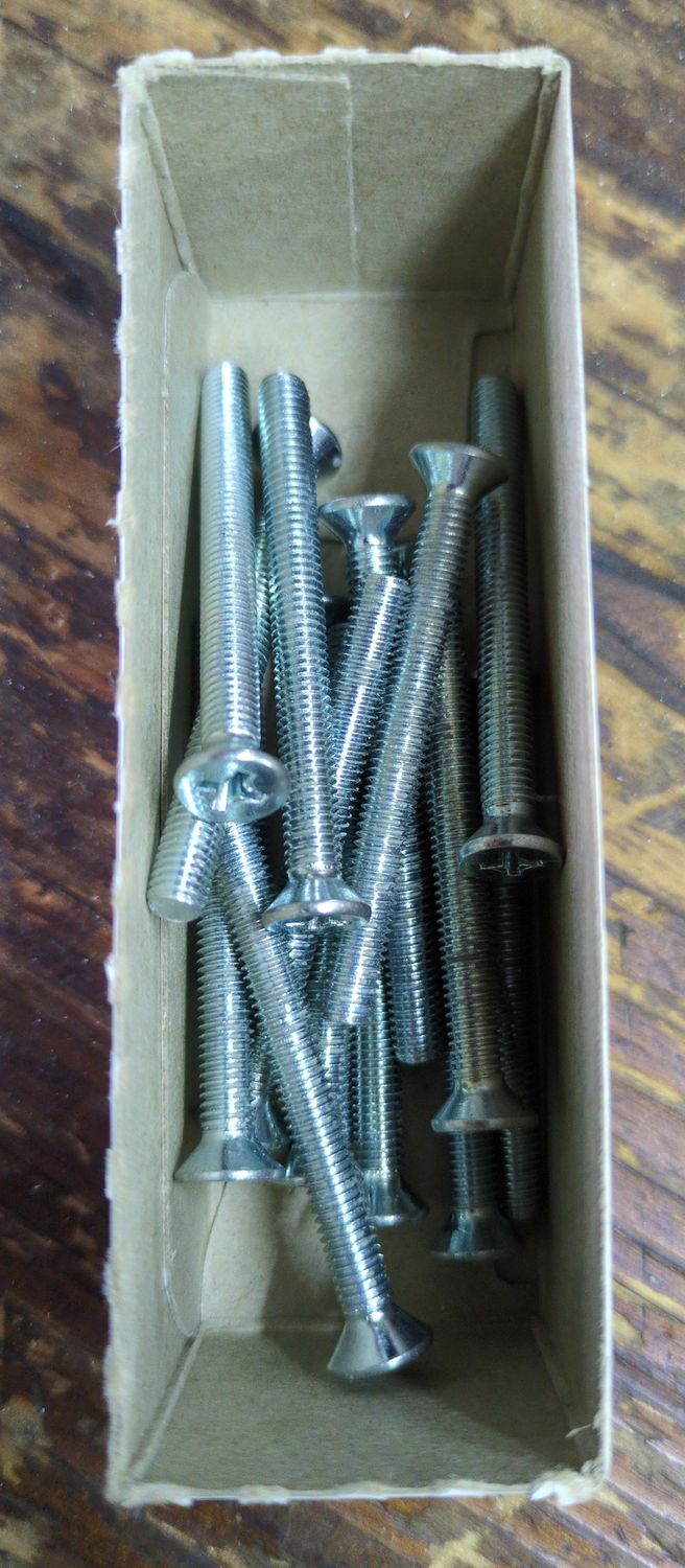 10-32 x 2 Machine Screw Flat Head