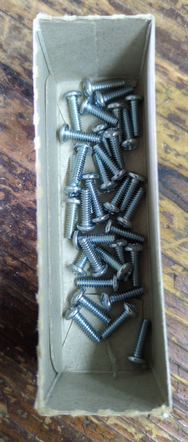 6-32 x 1/2 Machine Screw Pan Head