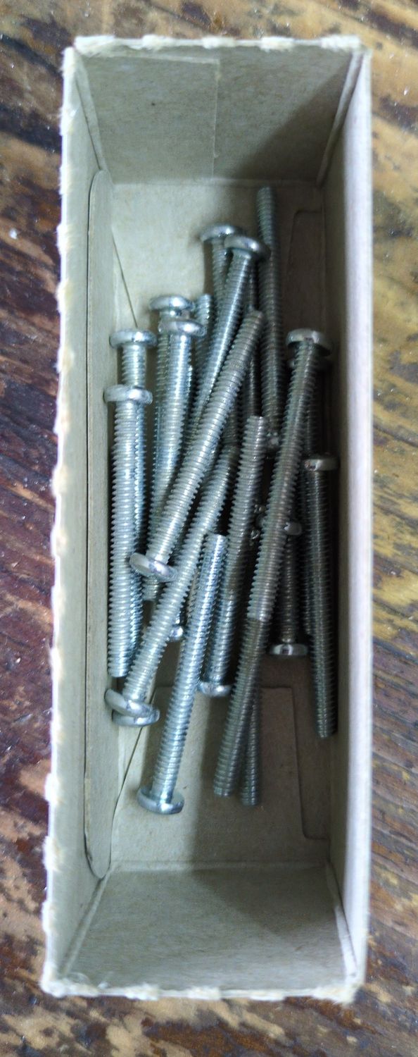 6-32 x 1-1/2 Machine Screw Pan Head
