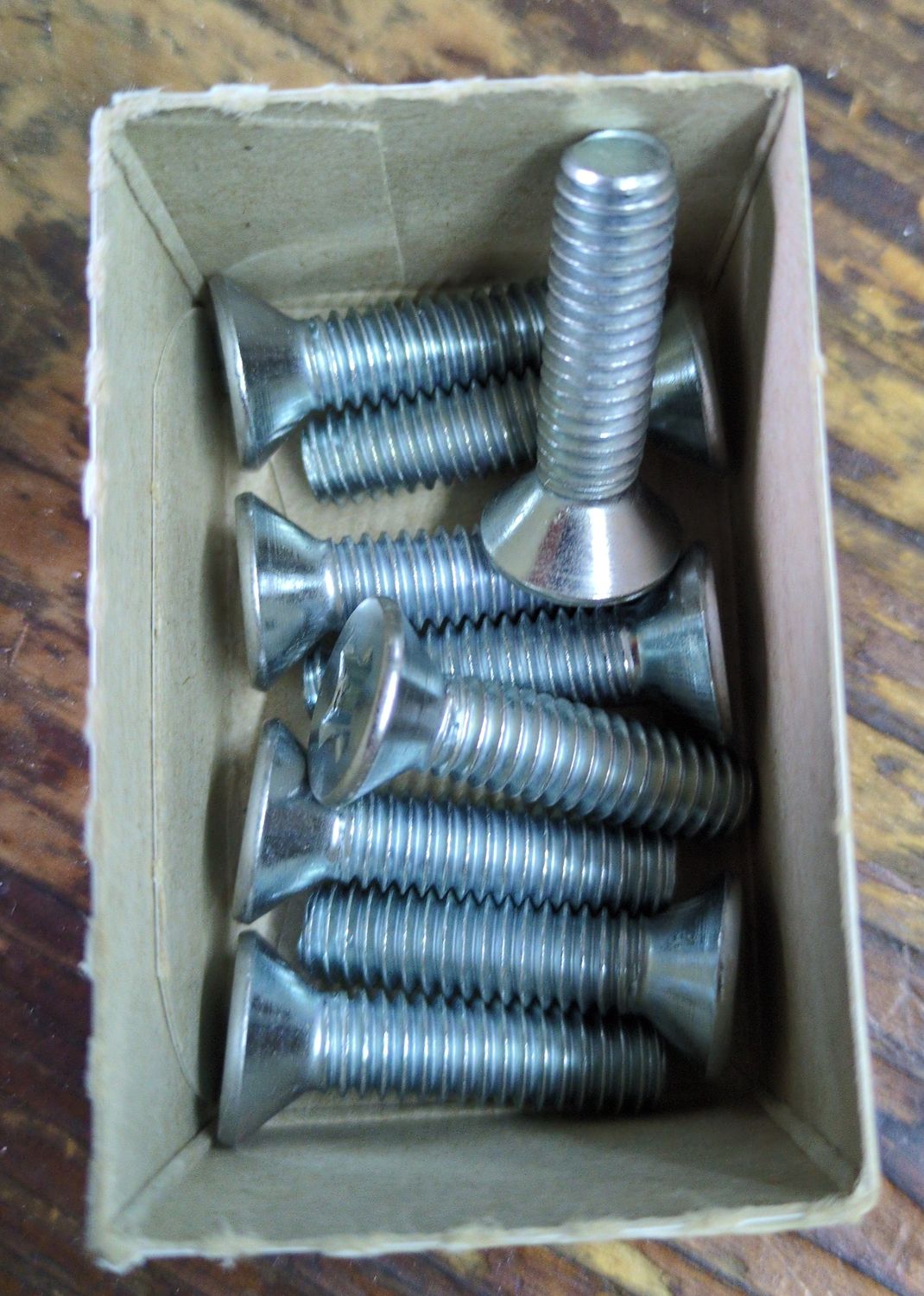 5/16-18 x 1-1/4 Machine Screw Flat Head