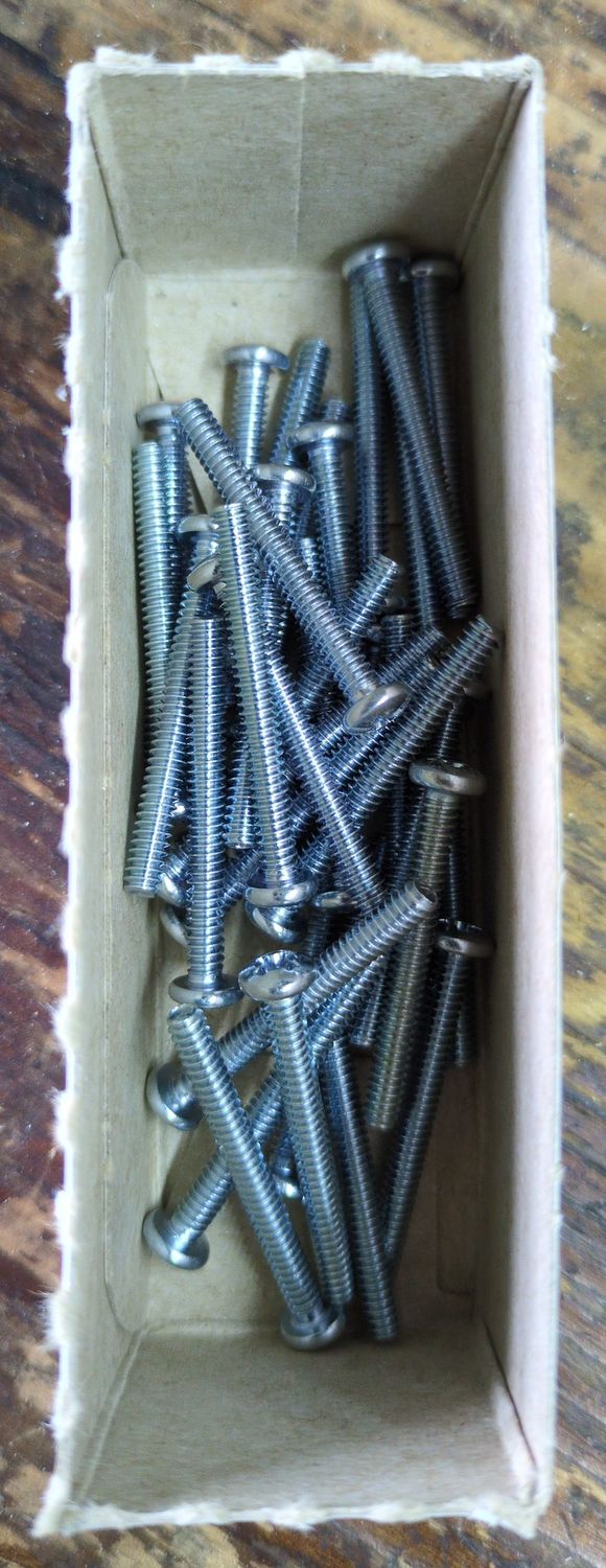 6-32 x 1-1/4 Machine Screw Pan Head