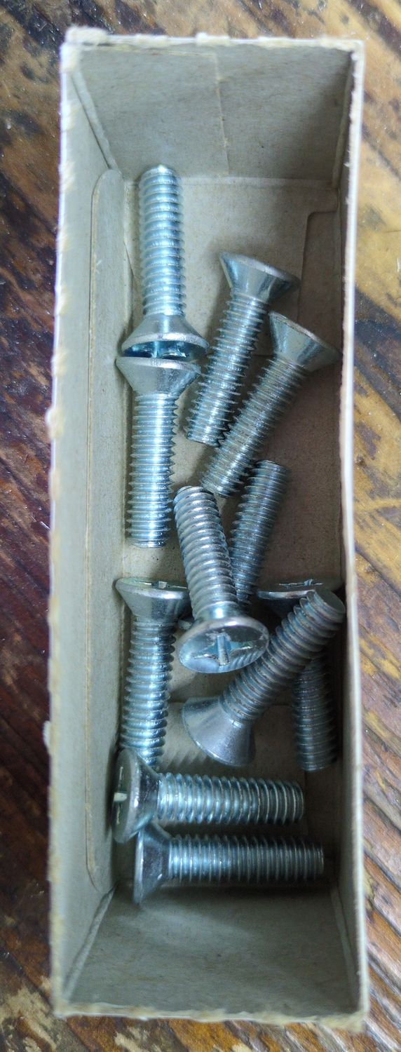 1/4-20 x 1 Machine Screw Flat Head