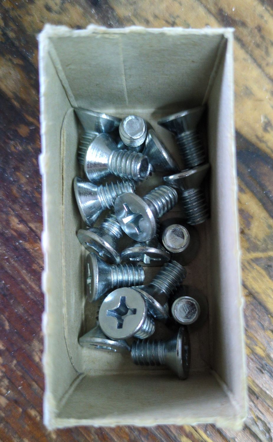 1/4-20 x 1/2 Machine Screw Flat Head