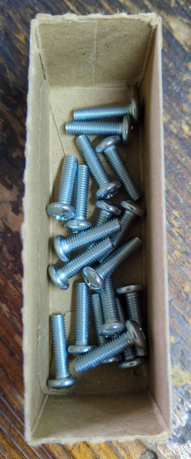 10-32 x 3/4 Machine Screw Pan Head