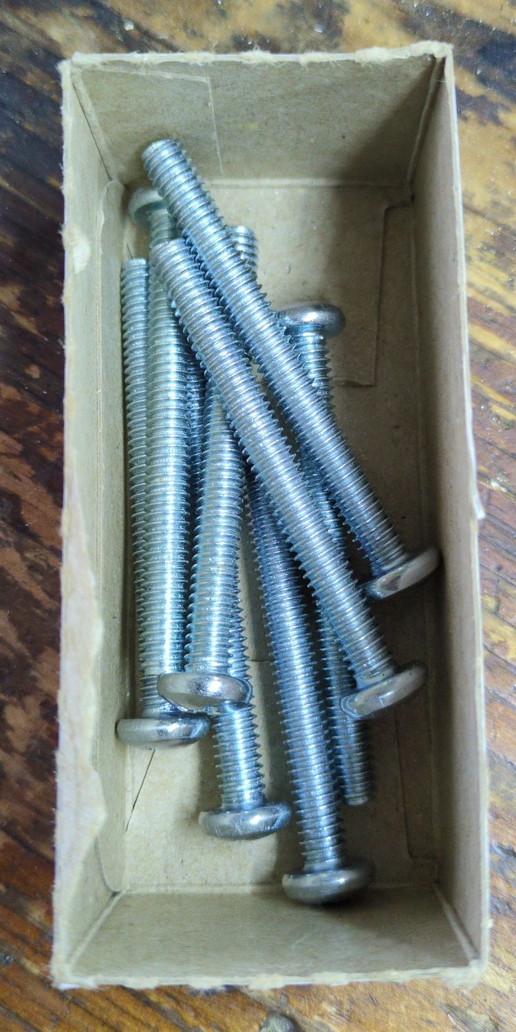 1/4-20 x 2-1/2 Machine Screw Pan Head