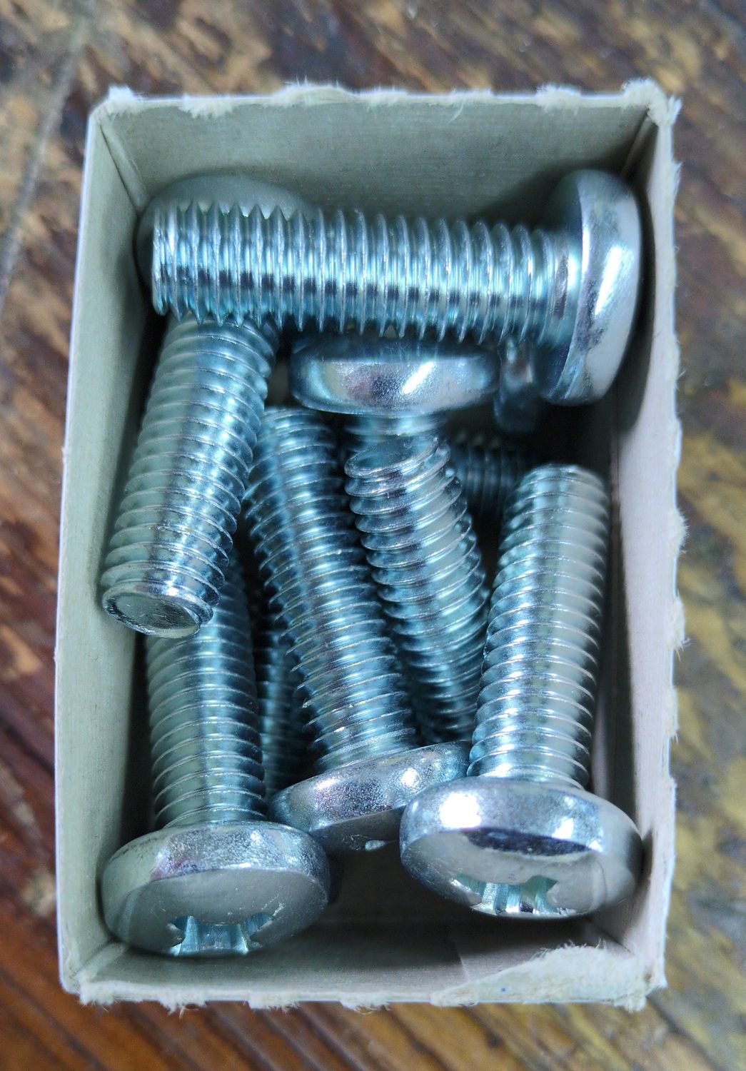 3/8-16 x 1-1/4 Machine Screw Pan Head