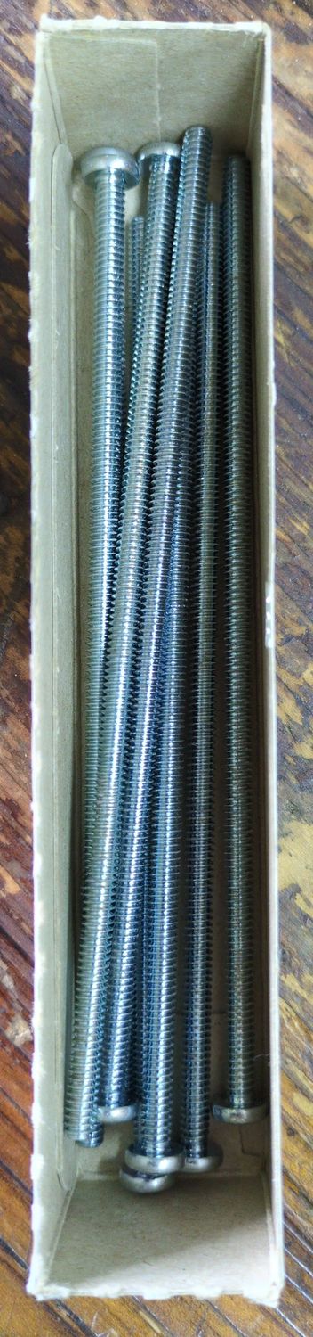 10-24 x 6 Machine Screw Pan Head