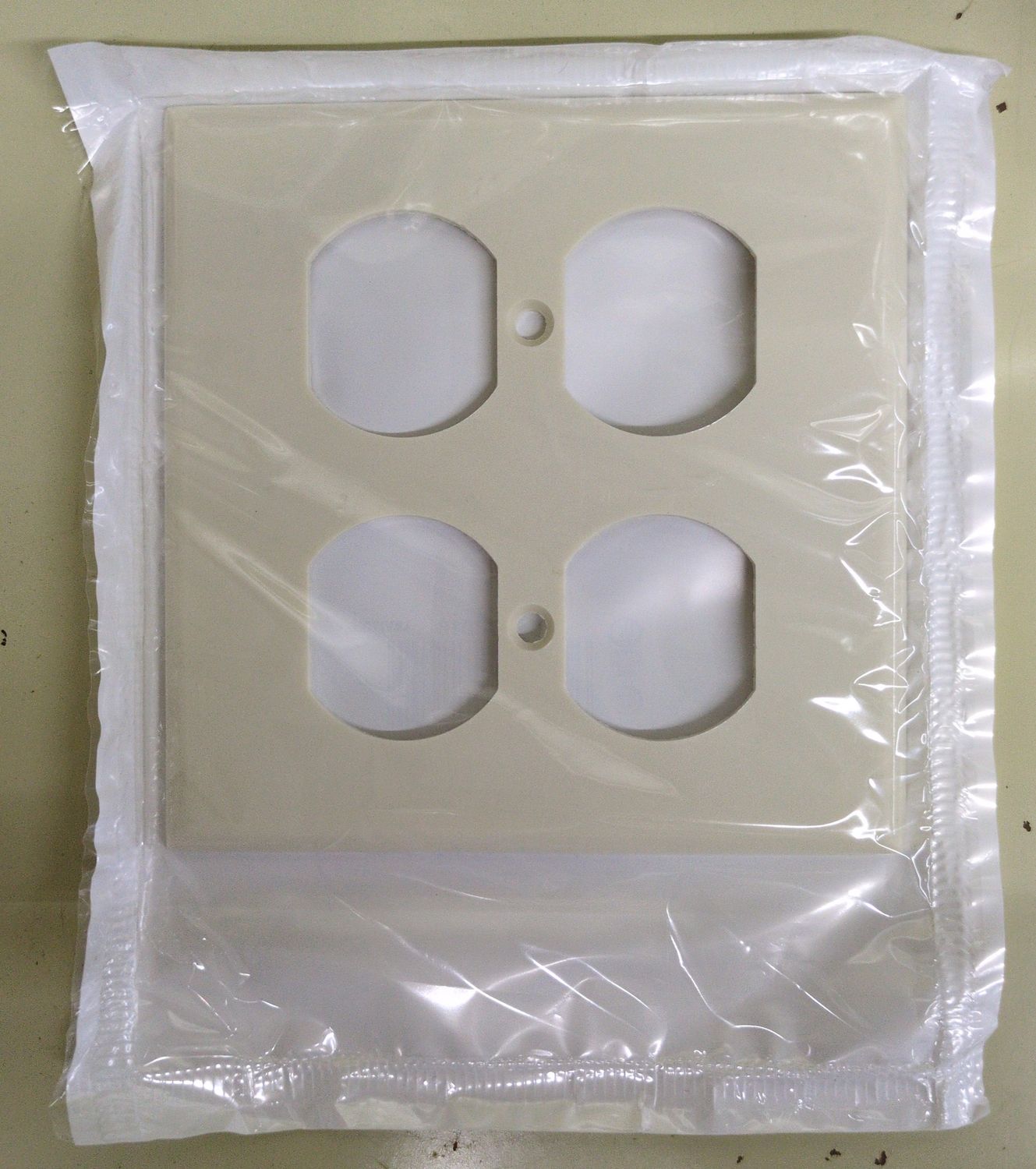 000-78016-000 TWO GANG WALLPLATE