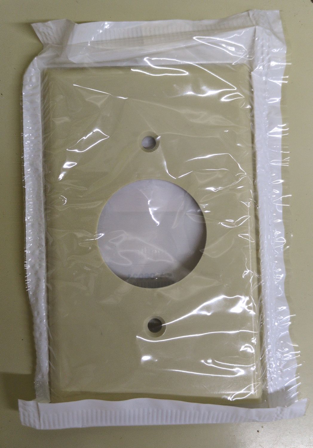 001-86004-000 1G SGL OUT WALLPLATE