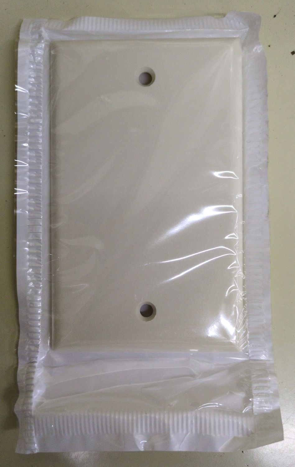 000-78014-000 1GANG BLANK WALLPLATE