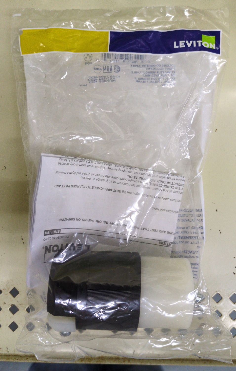 121-C2623-0PB LOCKING CONNECTOR