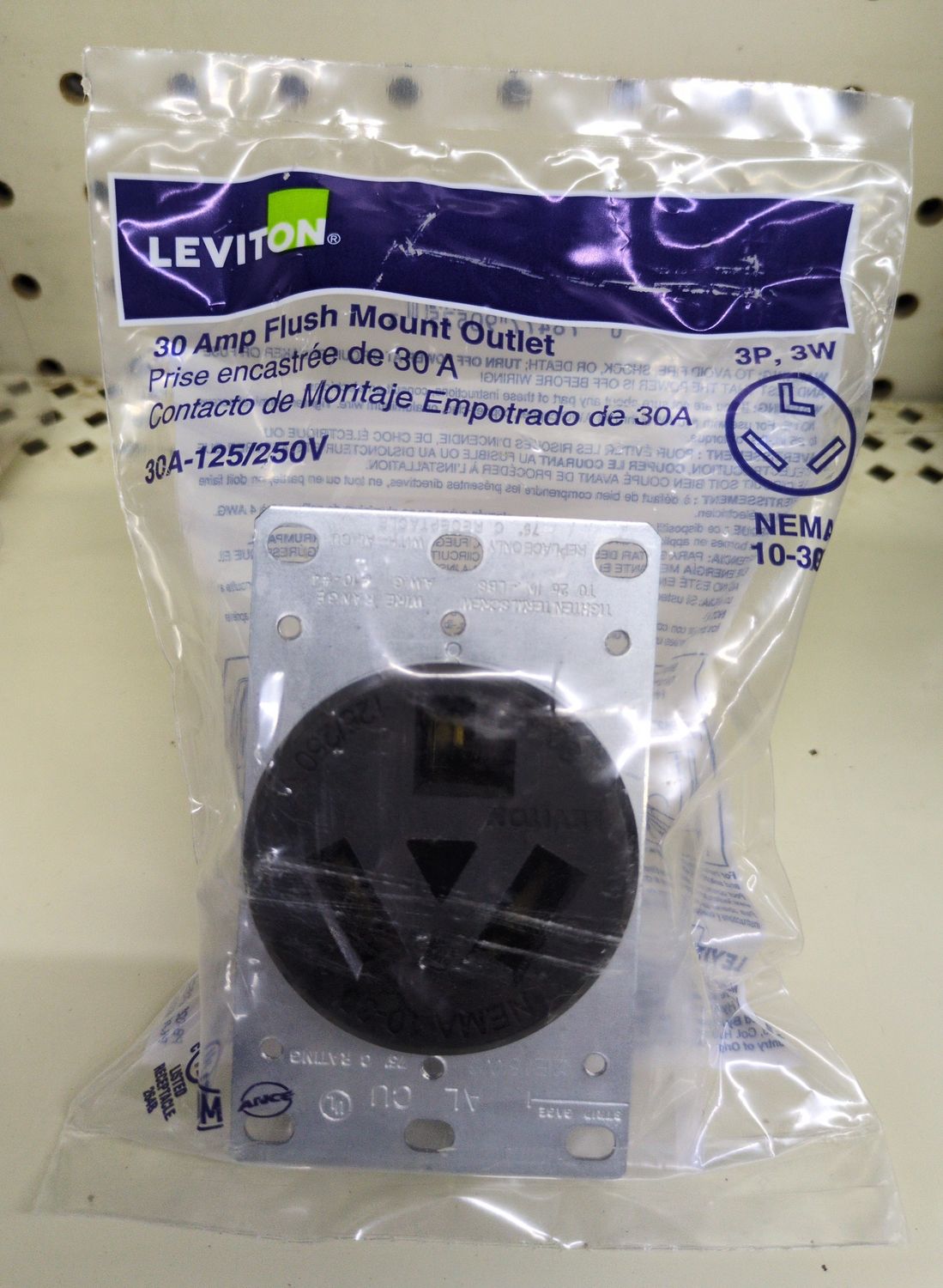 R30-05207-S10 FLUSH MOUNT OUTLET