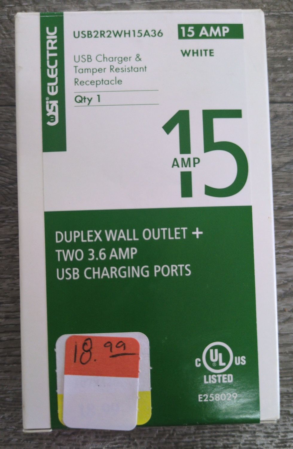 15 Amp Duplex Receptacle, USB Charger &amp; Tamper Resistant, White