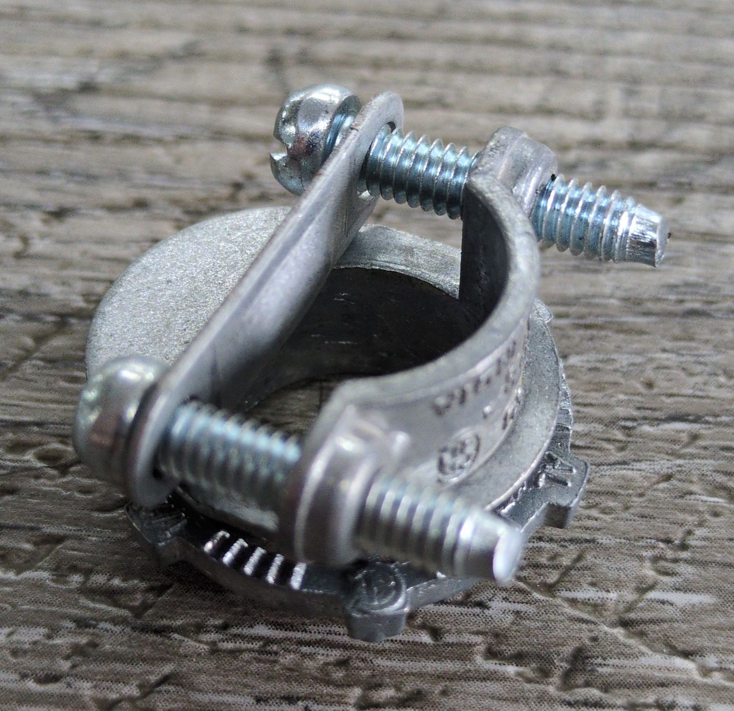 NC301 120 3/8" CLAMP CONNECTOR