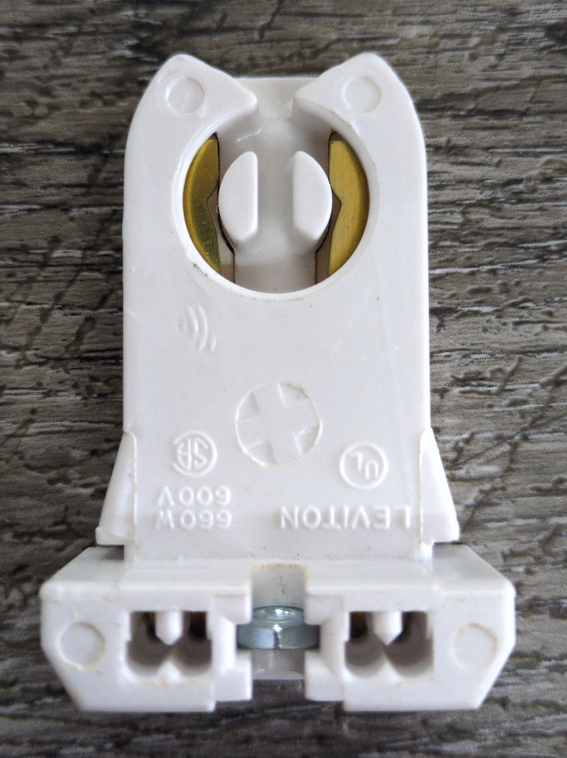 P&amp;S 13057-UN Fluorescent Lampholder Med Bi-Pin Slide On