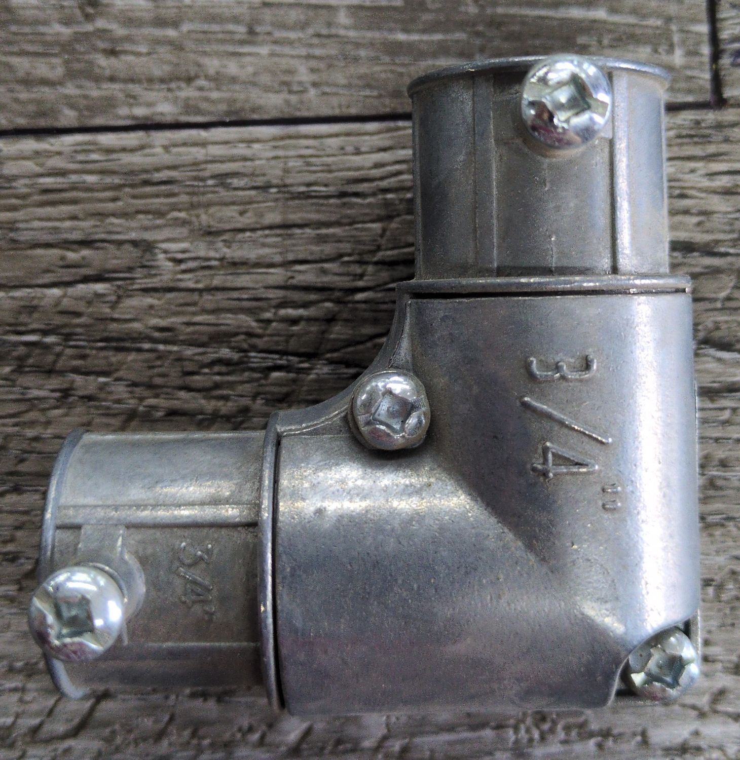 3/4"EMT Inside Corner Pull Elbow