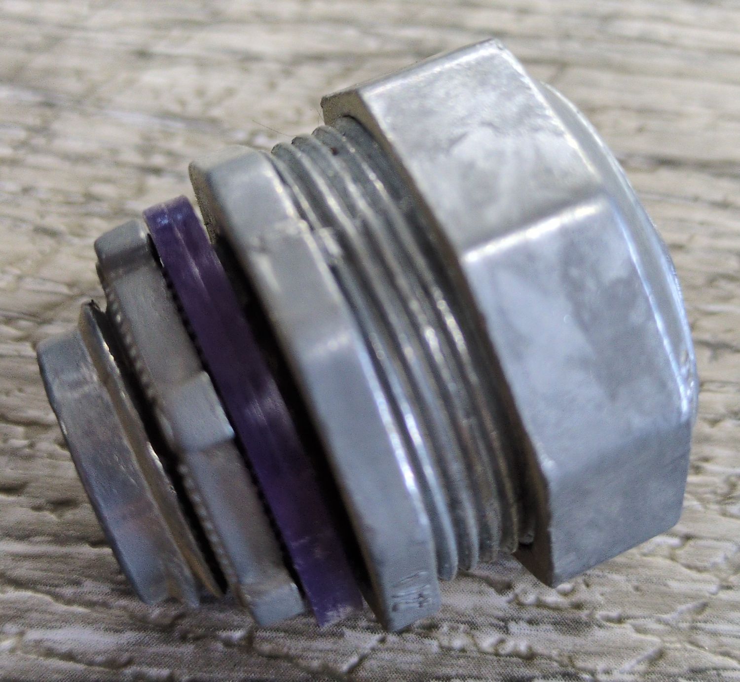 LT201 1/2" L.T. CONNECTOR