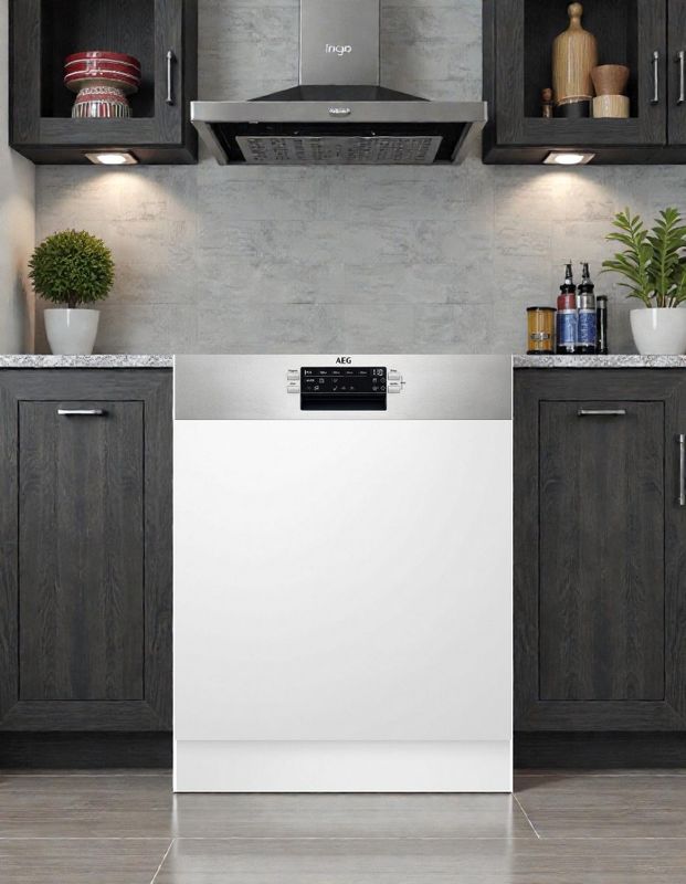 AEG FEE6491AZM Typ: GHE922C84 1950 W 220-240 V 10 A 50 Hz