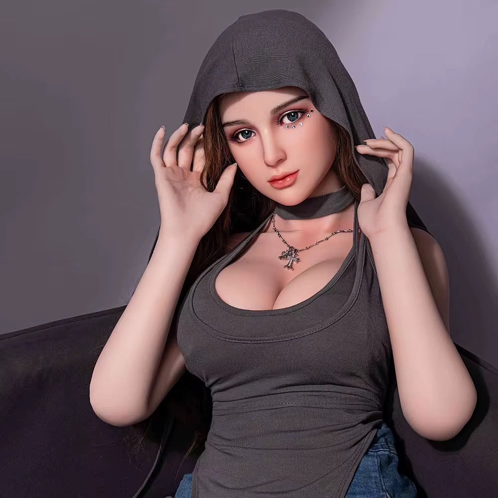 Aaliyah Thompson — 21 — Dallas, USA