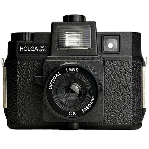 antonKUNZE HOLGA 120GCFN Set – 120 Rollfilm-Kamera mit Glasobjektiv, B+W Film & Batterie