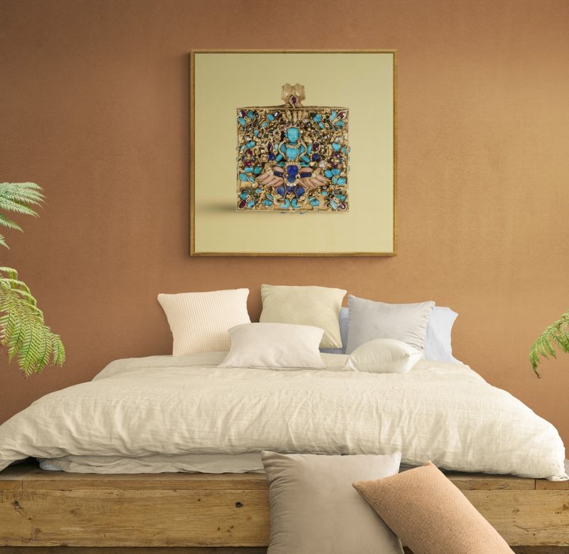 Nepal – Jewelry – Amulet case with Vishnu on Garuda, 17th-19th century