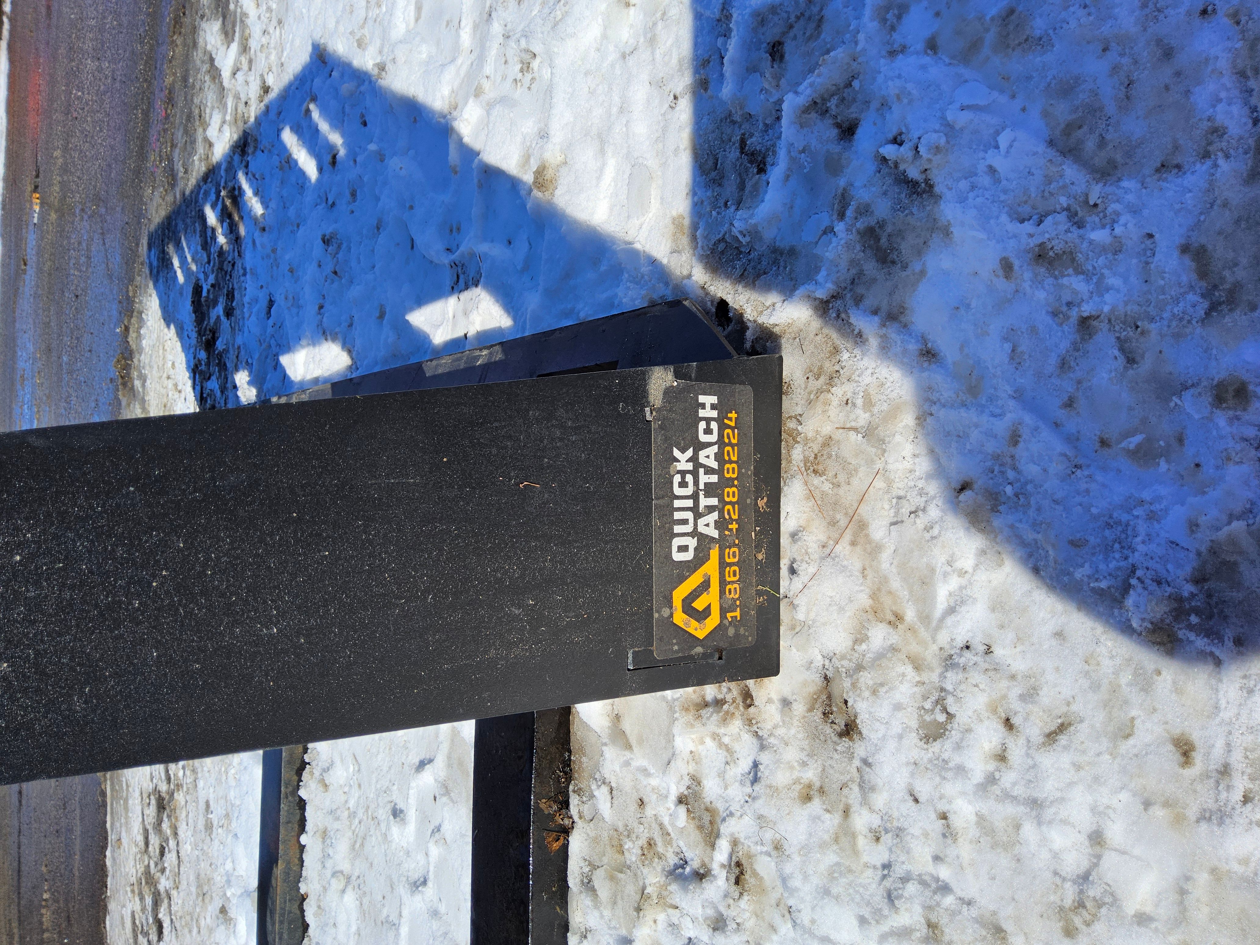 Quick attach skid steer pallet forks 48'' & 60''