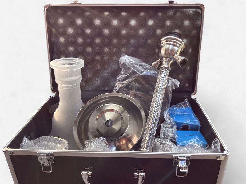 24" Frosted Glass Hookah w/ Case