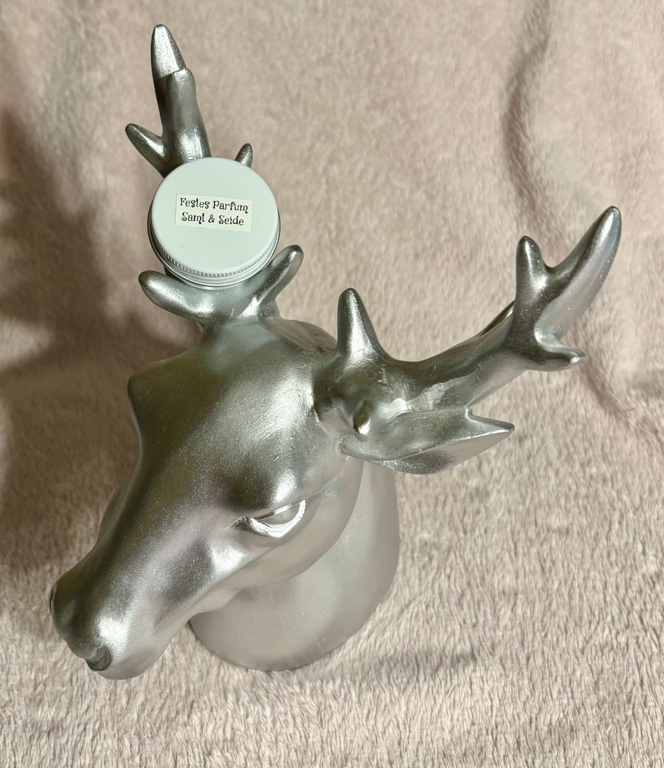 Festes Parfum Samt &amp; Seide