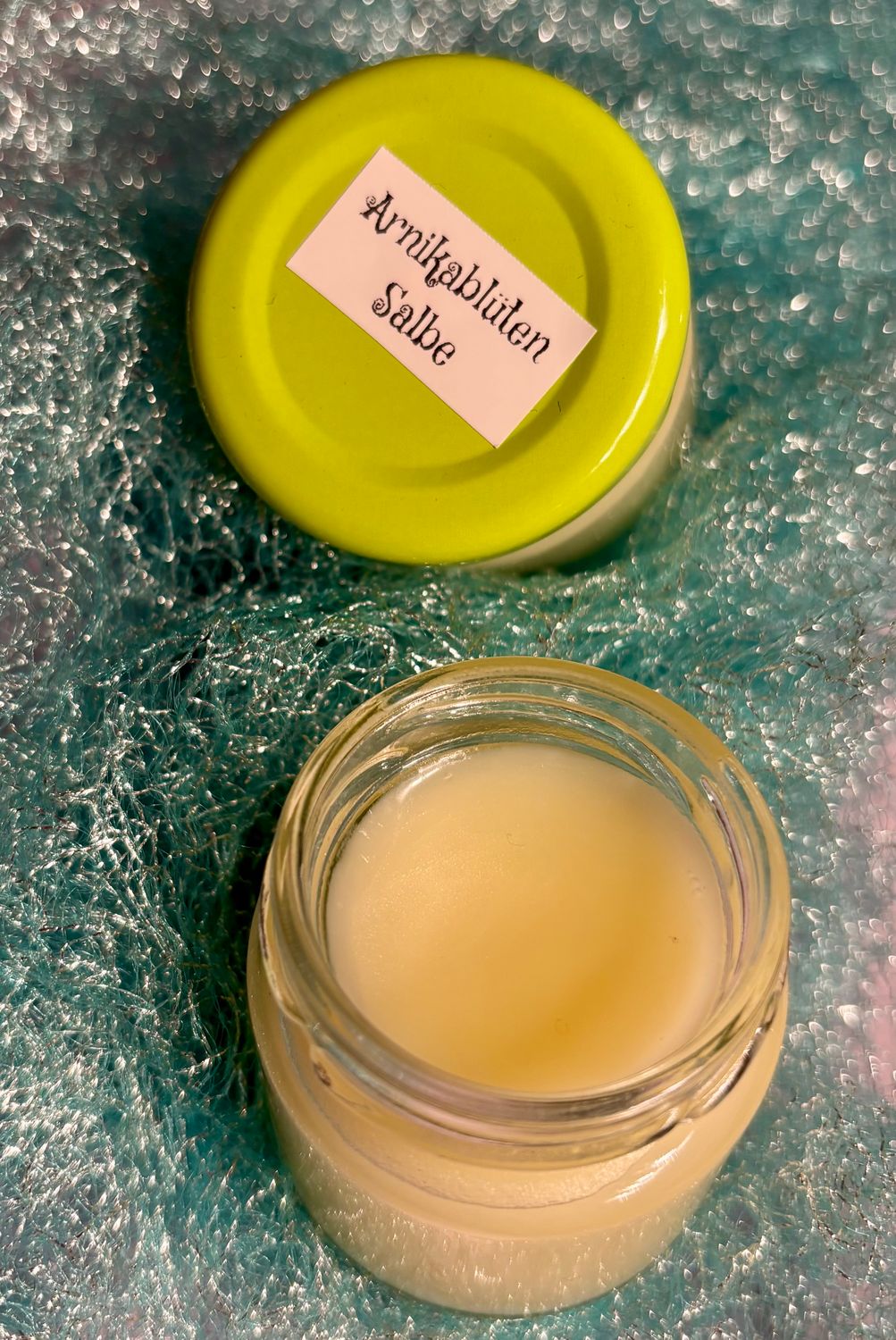 Arnikablütensalbe - Mandelöl