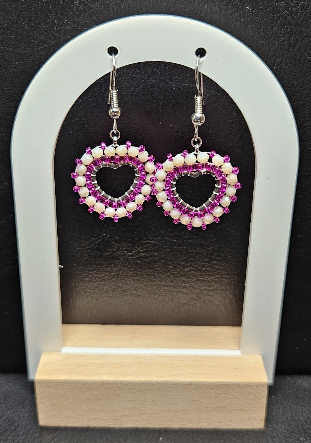 Perlenohrringe Herz einteilig mit Ohrhaken