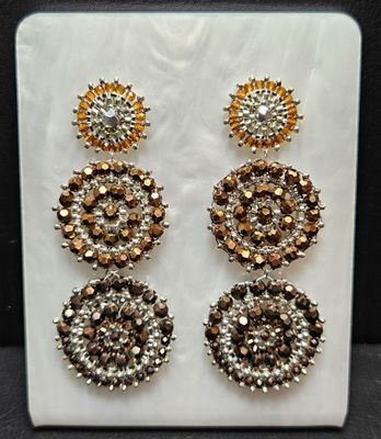 Perlenohrringe mehrteilig mit Stecker rund