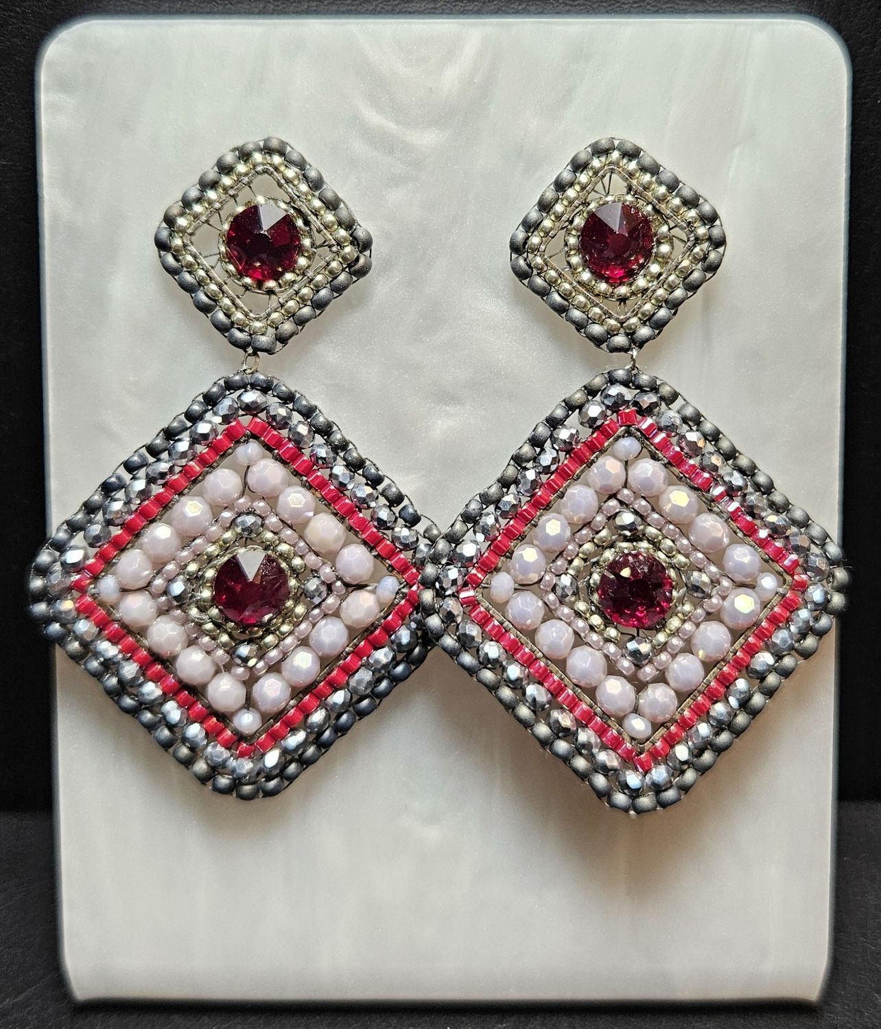 Perlenohrringe Raute einteilig mit Perlenstecker