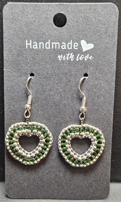 Perlenohrringe Herz einteilig mit Ohrhaken