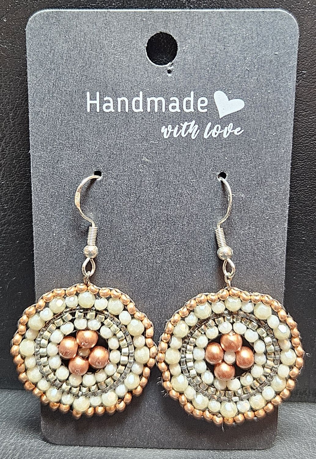 Perlenohrringe einteilig mit Ohrhaken rund