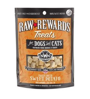 Northwest Naturals Raw Rewards Freeze-Dried Sweet Potato, Dog & Cat Treats, 2 oz