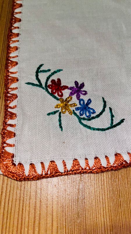 Serwetka z polnymi kwiatkami