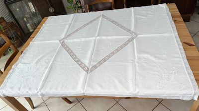 Obrus Francja - elegancja