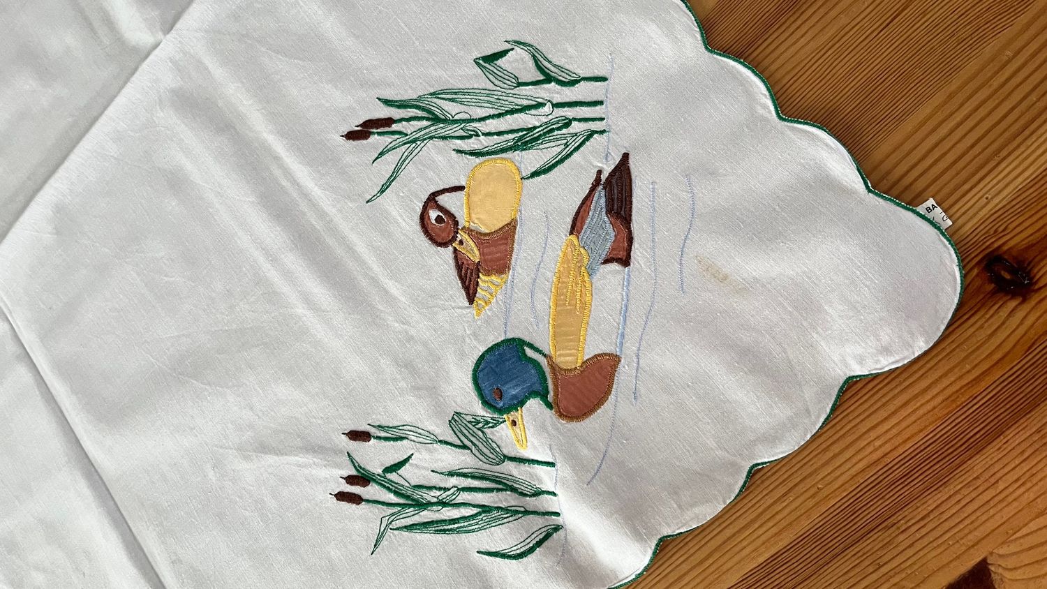 Obrusik z kaczkami