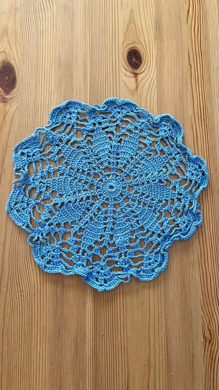 Serwetka szydełkowa (R1028)