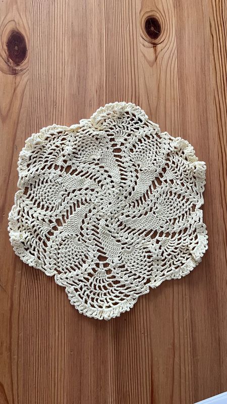 Serwetka szydełkowa (R1026)