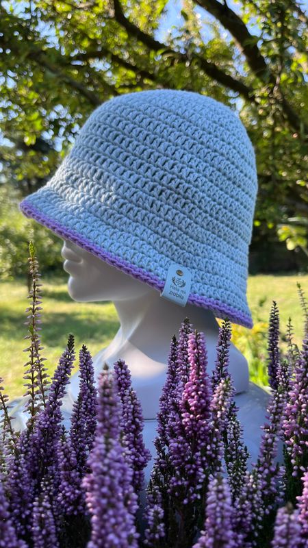 Jasno wrzosowy bucket hat z bawełny - ręcznie szydełkowany (HMZ1022)