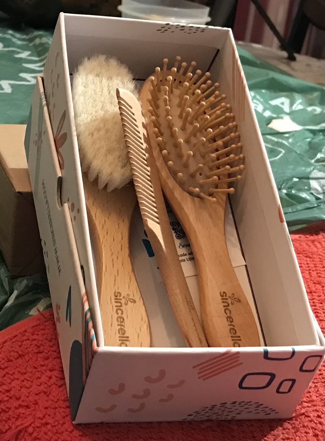 Baby wooden hairbrush &amp; comb set