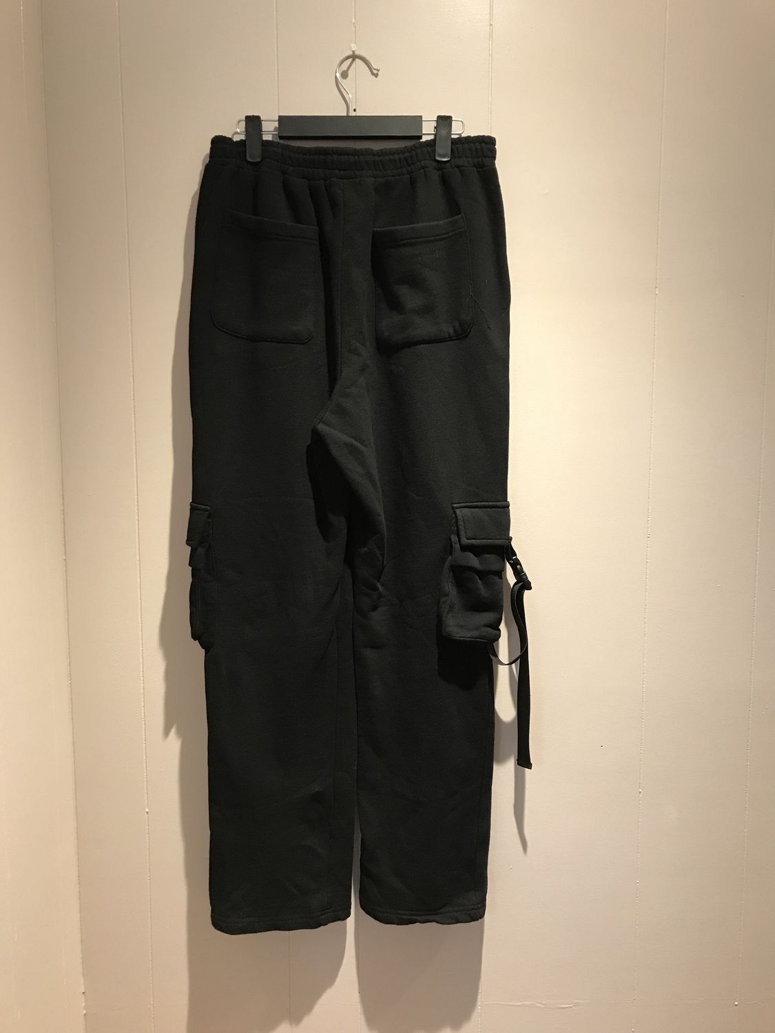 Nova men pant size Medium