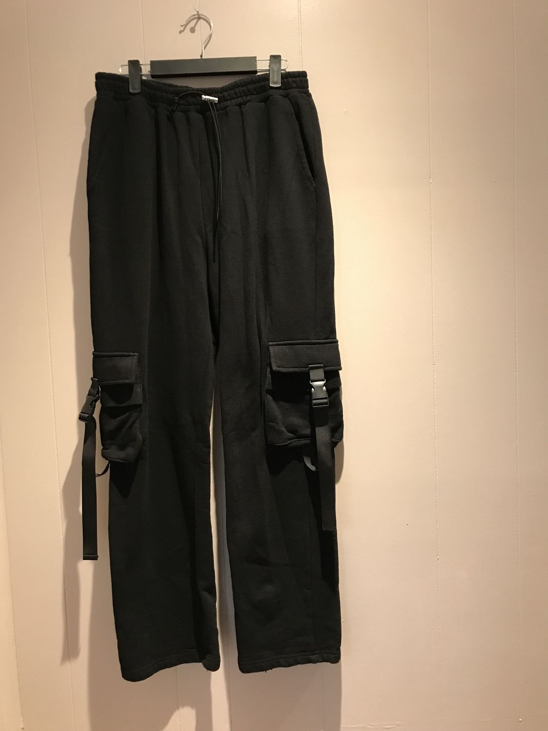 Nova men pant size Medium